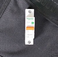 Schneider